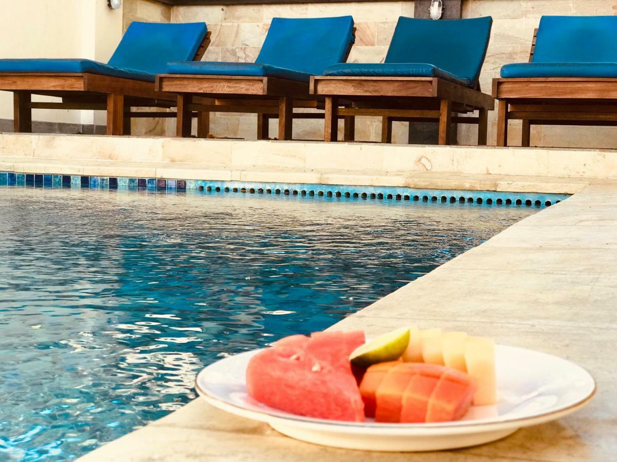 Hotel Familytel Bali à Kuta Selatan Extérieur photo