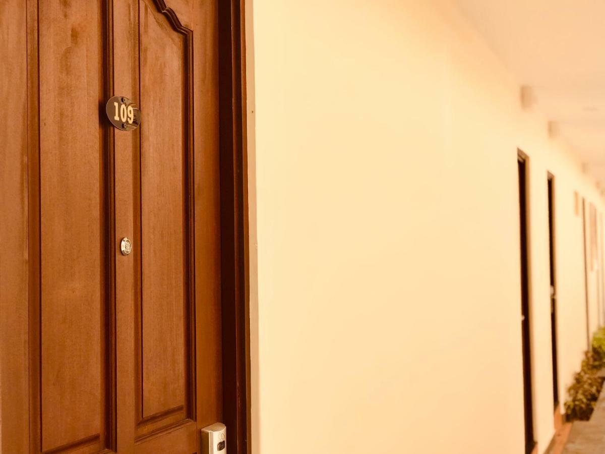 Hotel Familytel Bali à Kuta Selatan Extérieur photo
