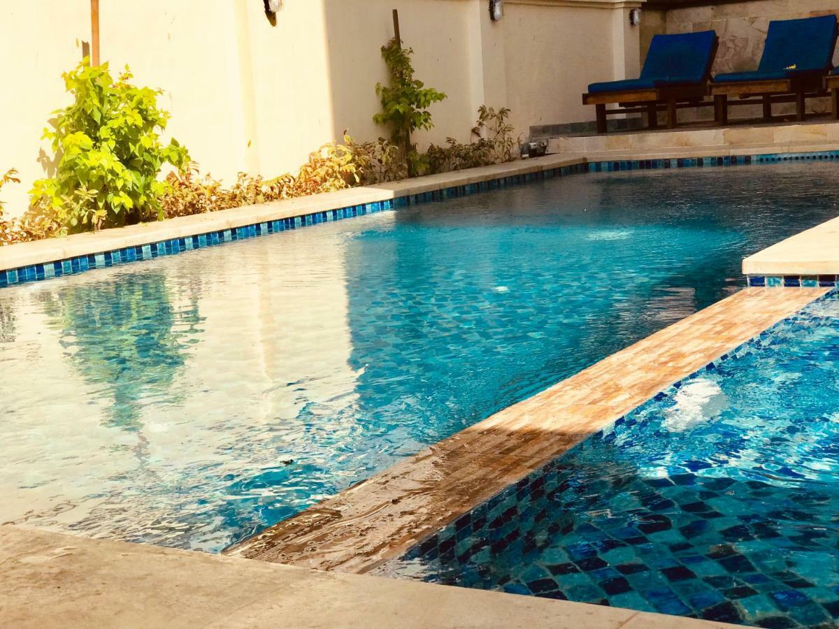 Hotel Familytel Bali à Kuta Selatan Extérieur photo
